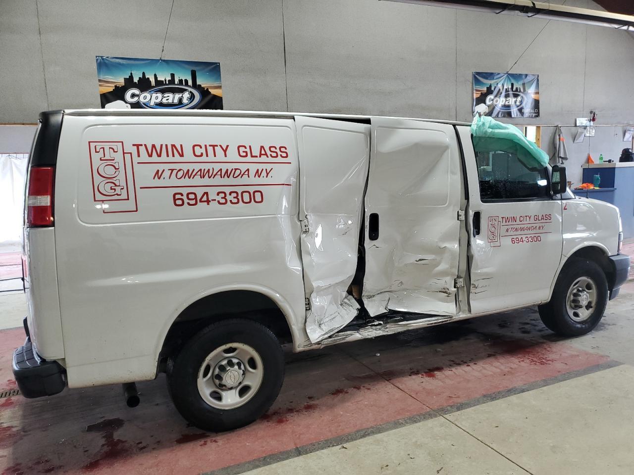 2018 Chevrolet Express G2500 - Image 3