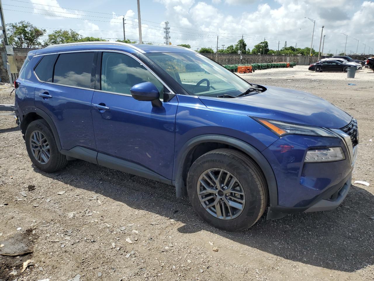 2021 Nissan Rogue Sv - Фото 4