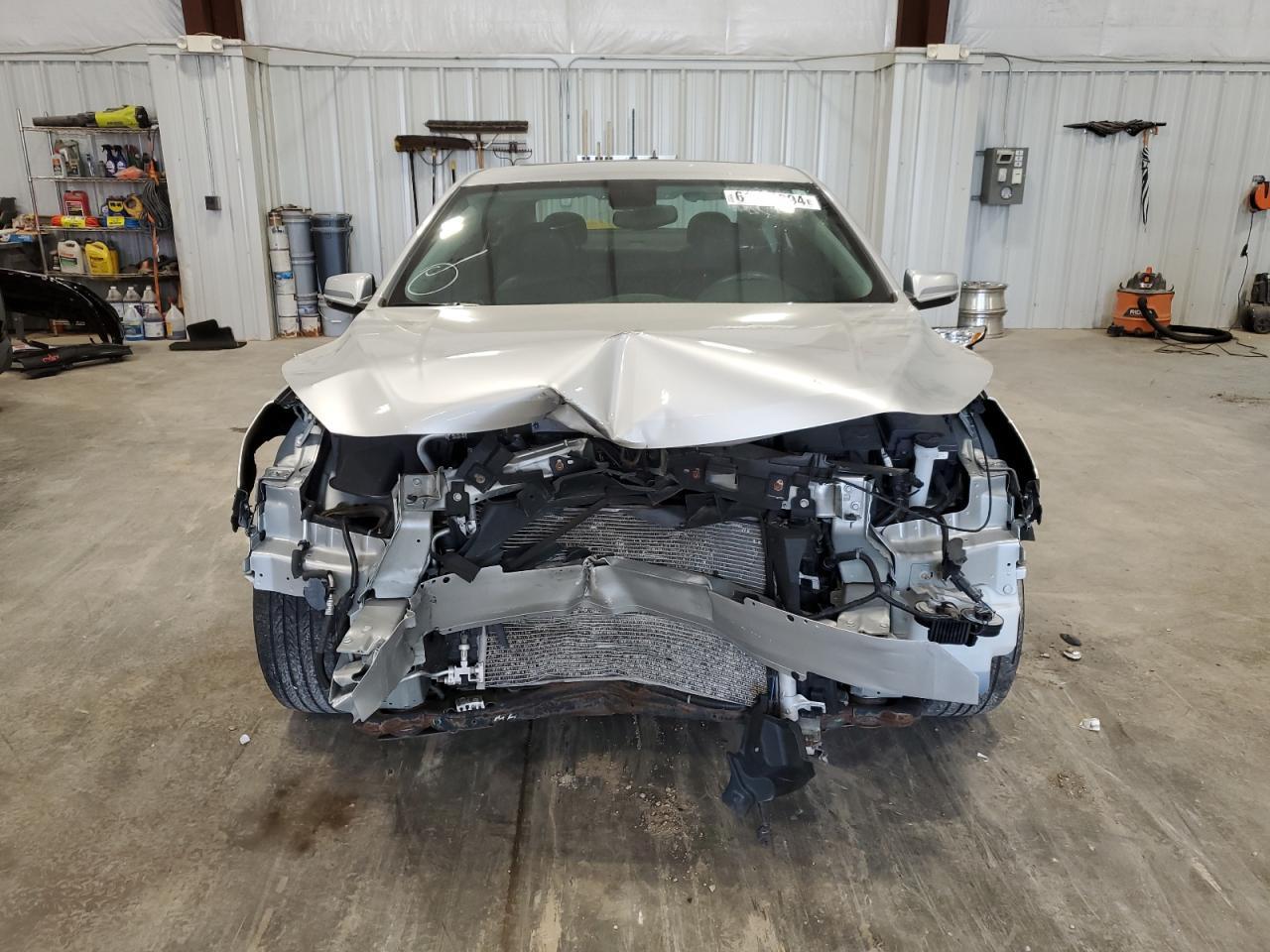 2016 Chevrolet Malibu Limited Lt - Image 5