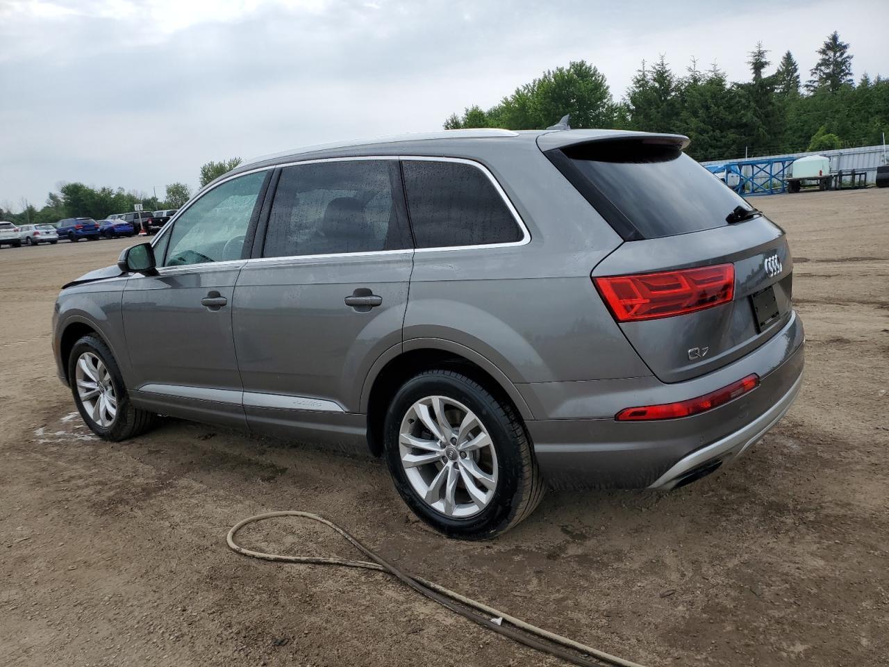 2017 Audi Q7 Premium Plus - Image 2
