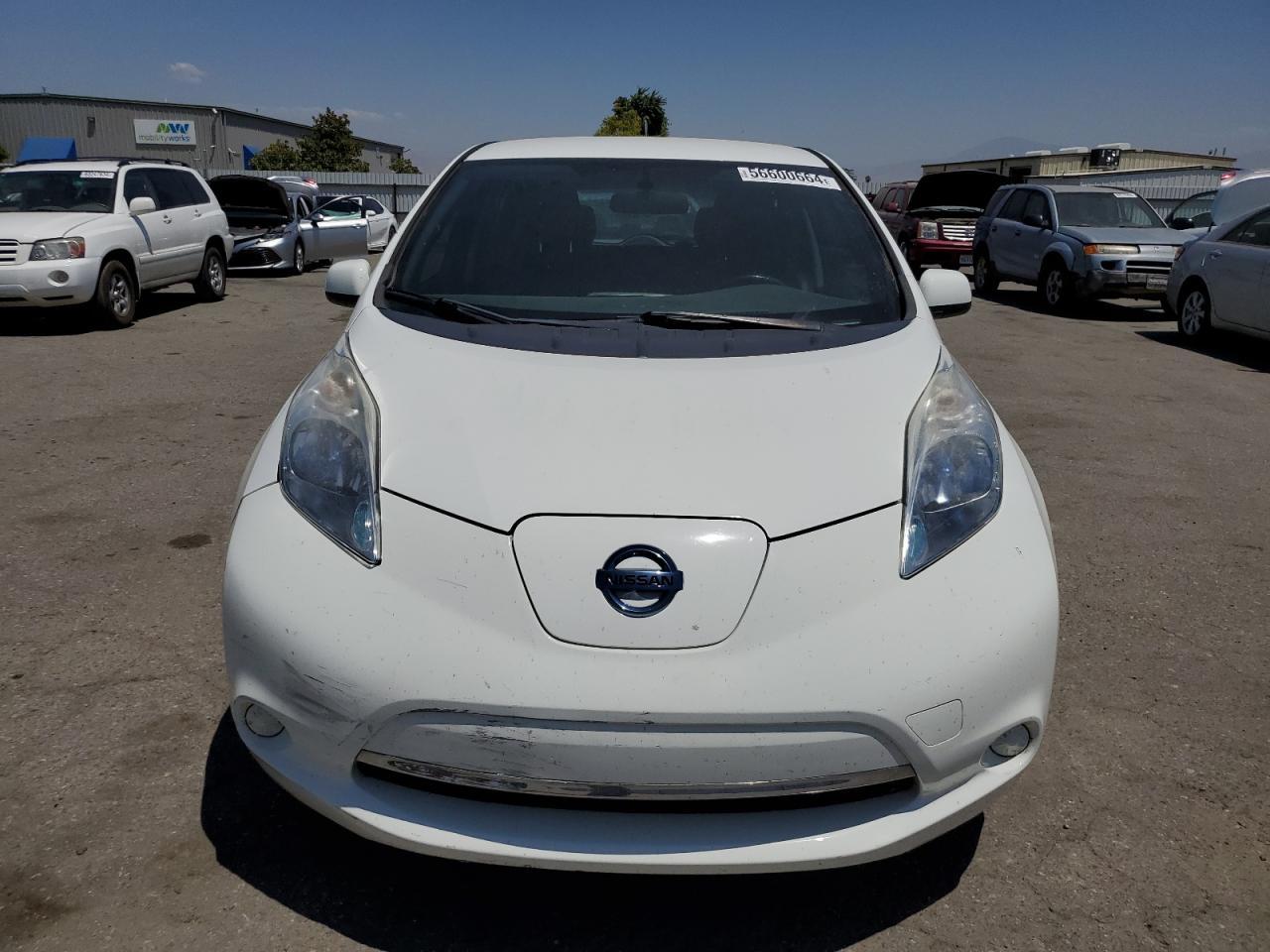 2013 Nissan Leaf S - Image 5