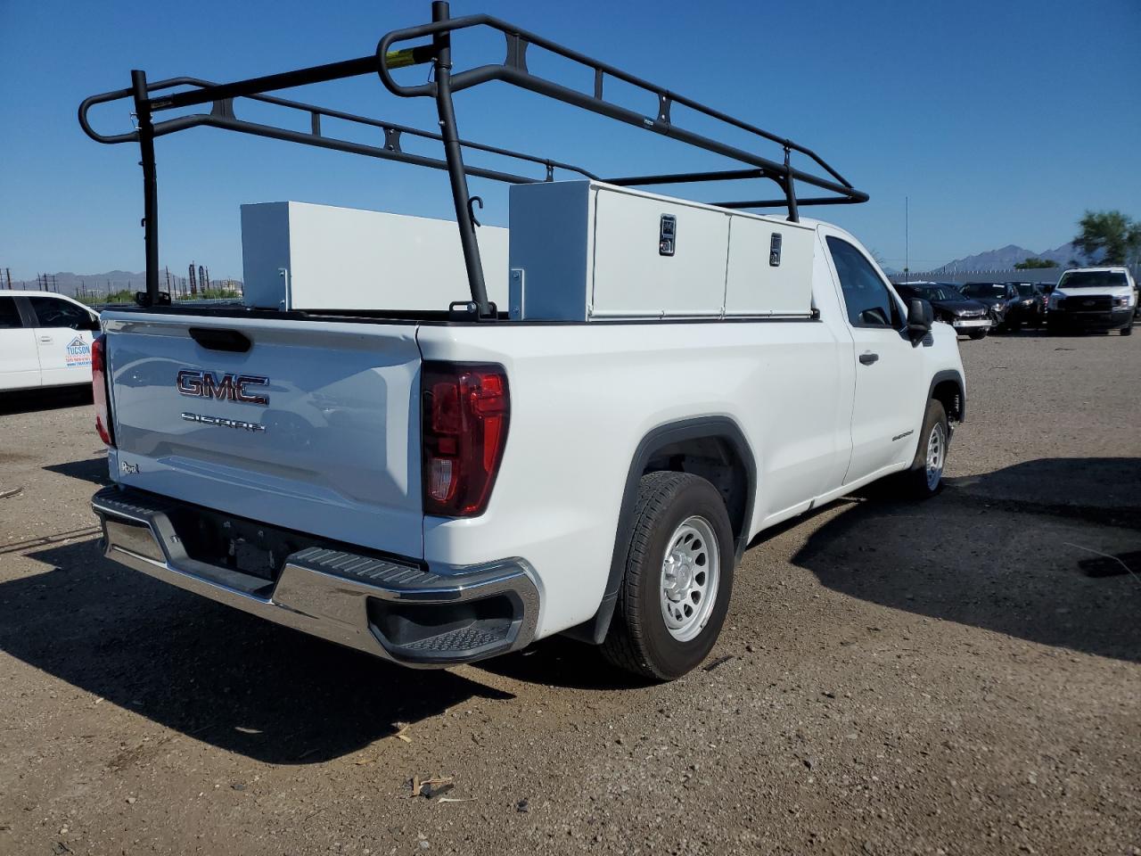 2023 GMC Sierra C1500 - Image 3