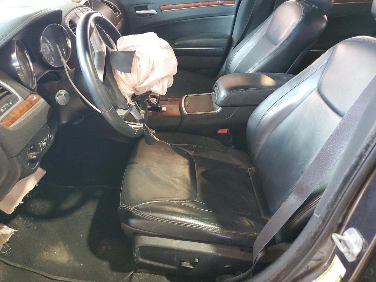 2014 Chrysler 300 - Фото 7