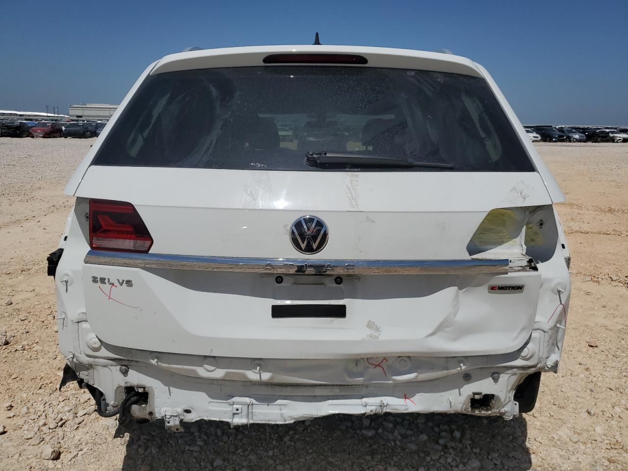 2022 Volkswagen Atlas Sel Premium R-Line - Image 6