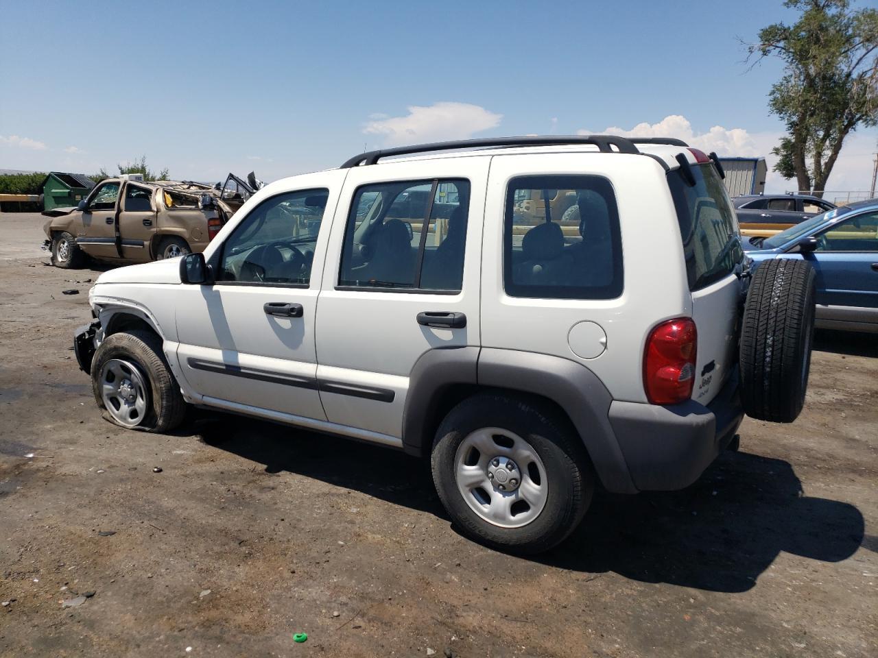 2004 Jeep Liberty - Фото 2