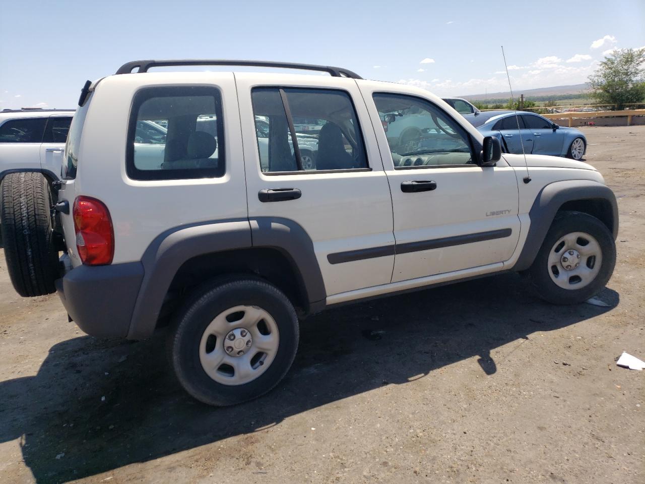 2004 Jeep Liberty - Фото 3