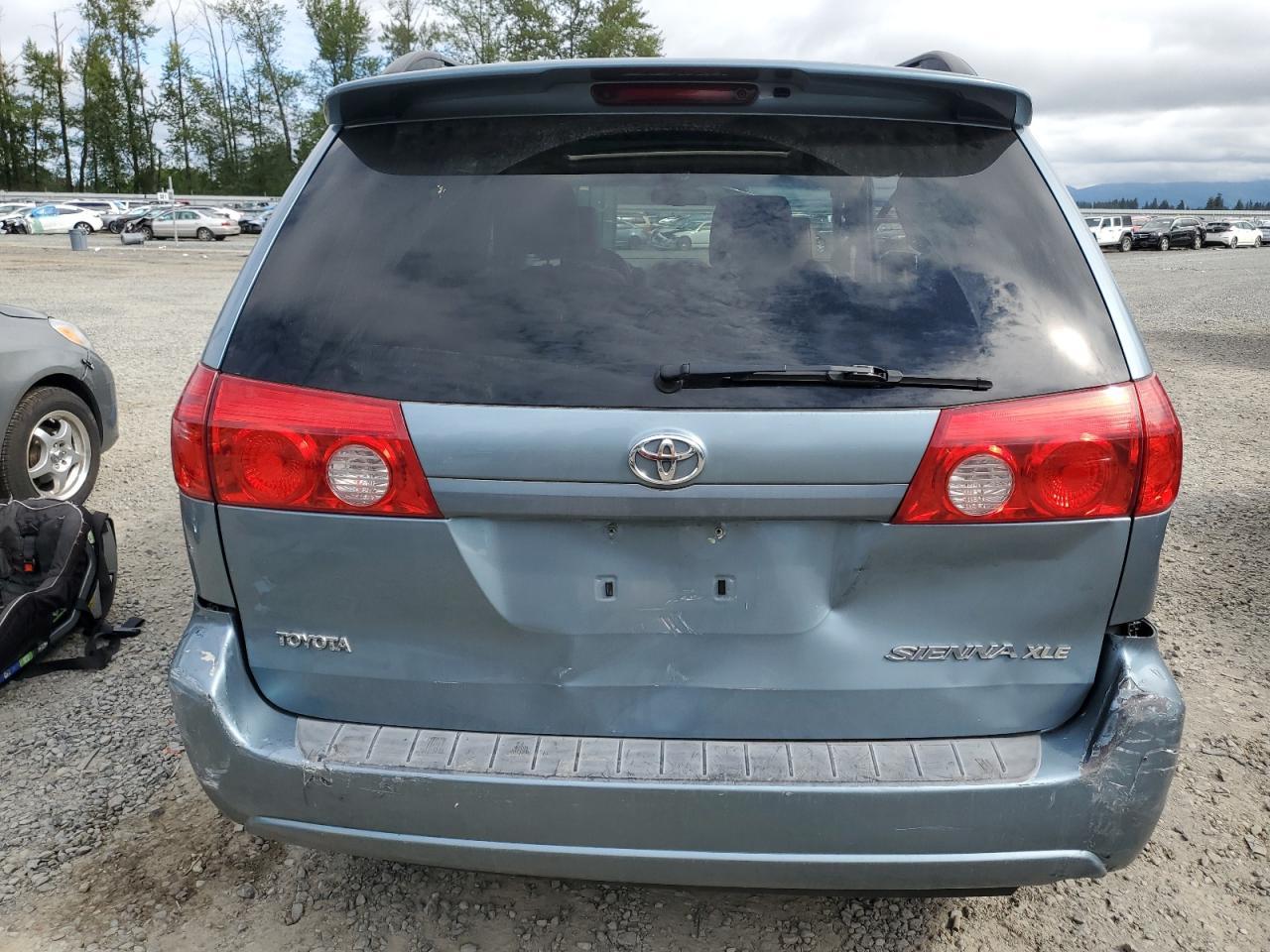 2006 Toyota Sienna Xle - Image 6