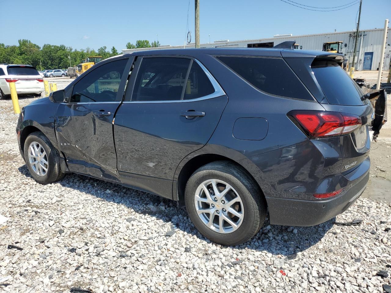 2022 Chevrolet Equinox Lt - Фото 2