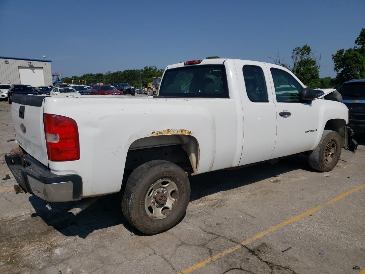 2008 Chevrolet Silverado C2500 Heavy Duty - Фото 3