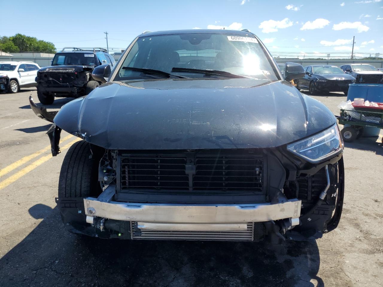 2022 Audi Q5 Premium 45 - Фото 5