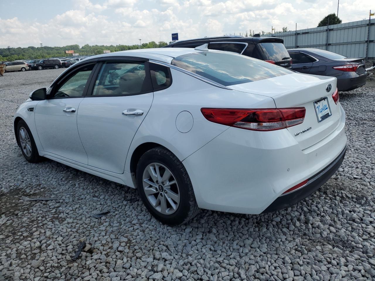 2018 Kia Optima Lx - Фото 2