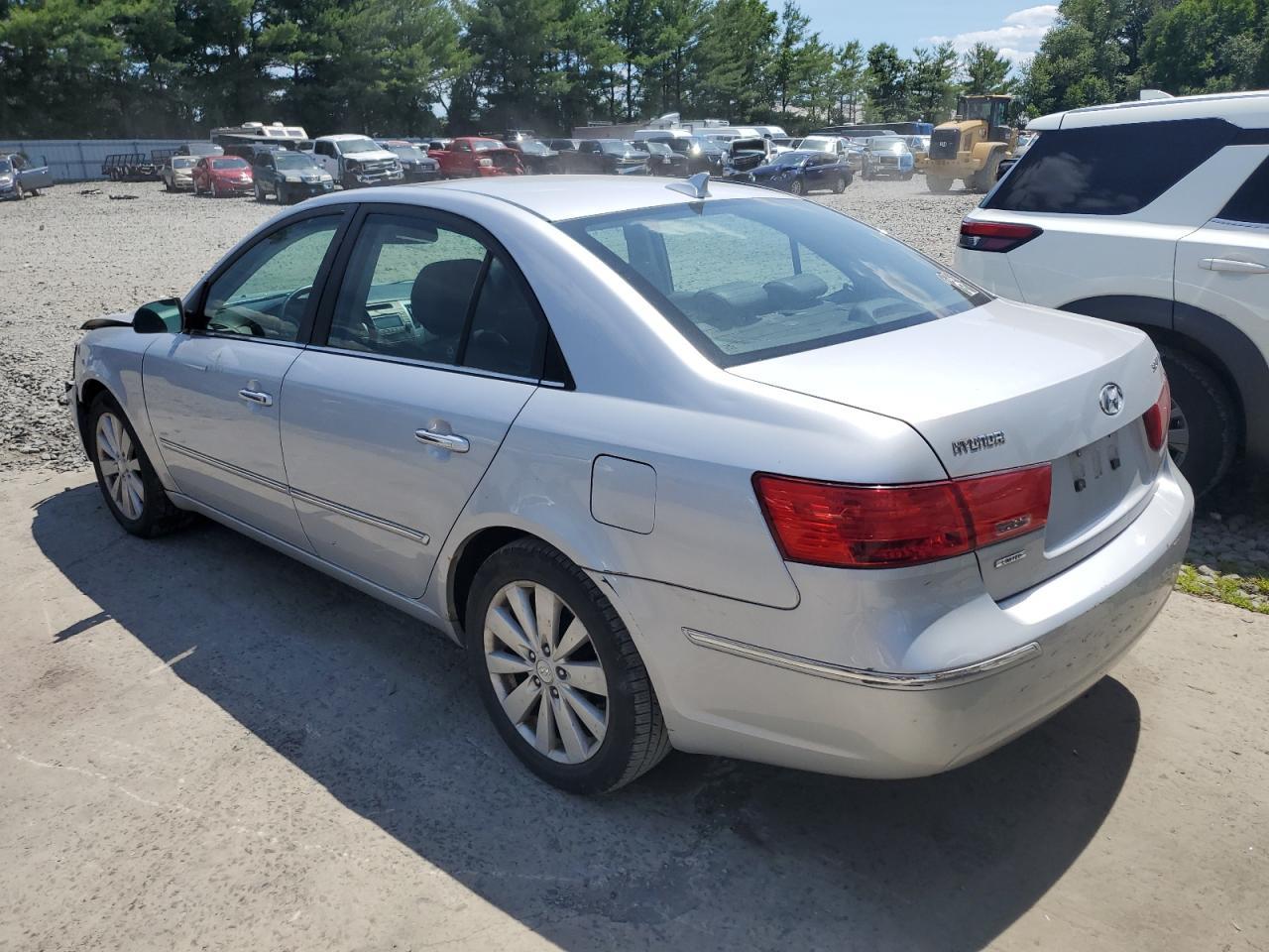2010 Hyundai Sonata Se - Фото 2
