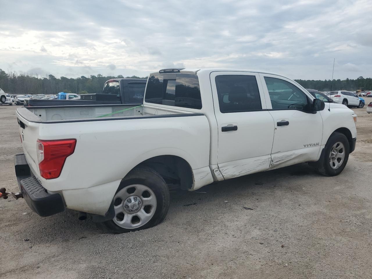 2019 Nissan Titan S - Image 3