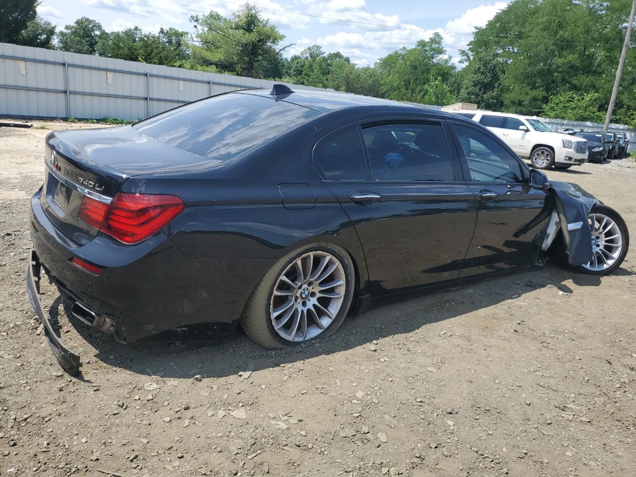 2015 BMW 740 Lxi - Фото 3