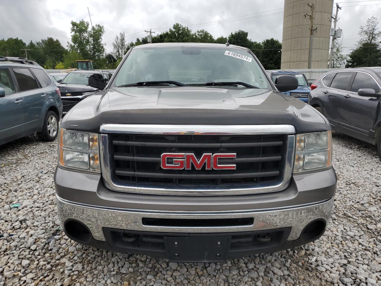 2009 GMC Sierra K1500 - Image 5