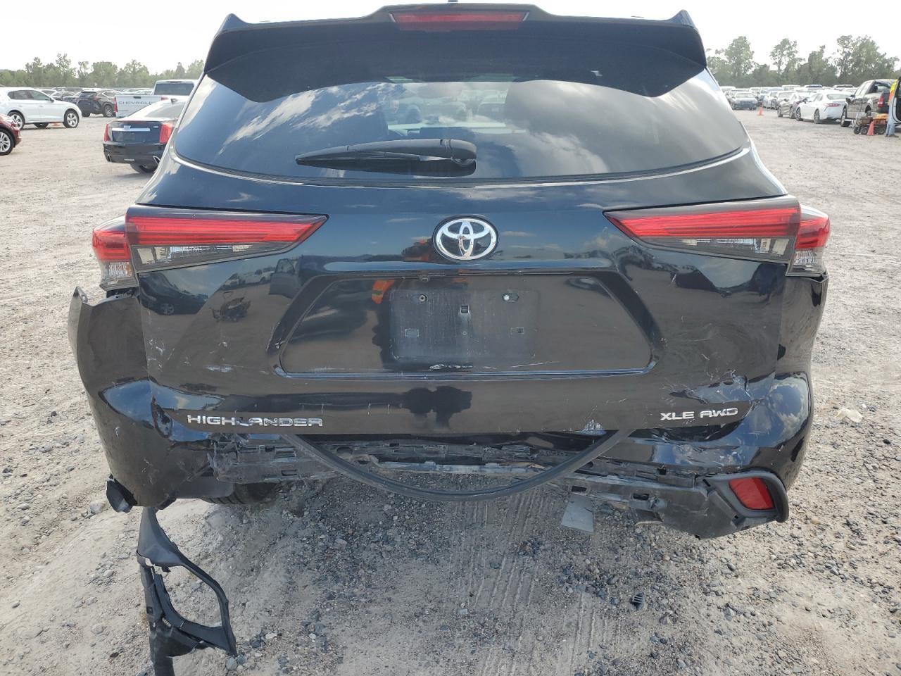 2020 Toyota Highlander Xle - Image 6