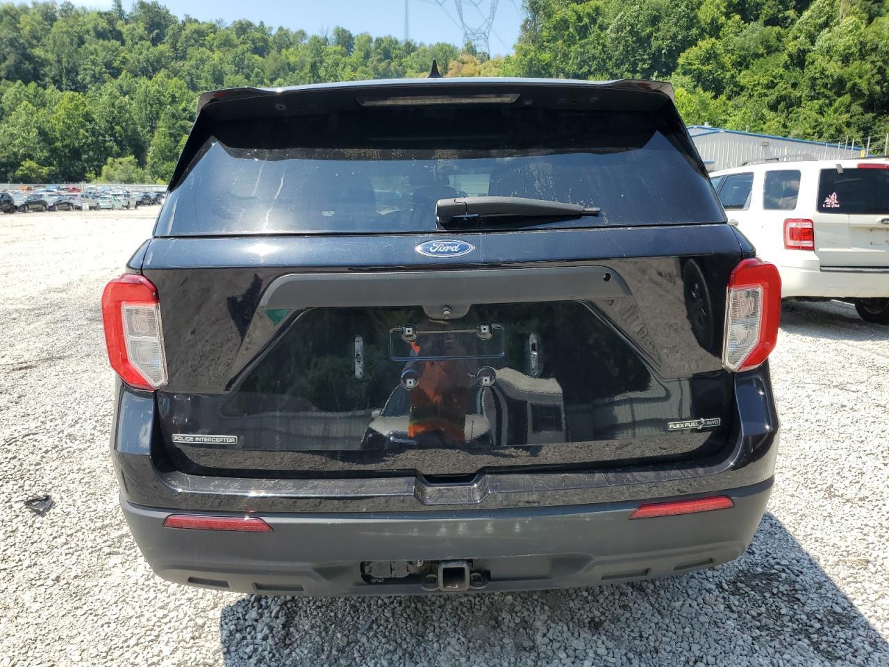 2021 Ford Explorer Police Interceptor - Фото 6