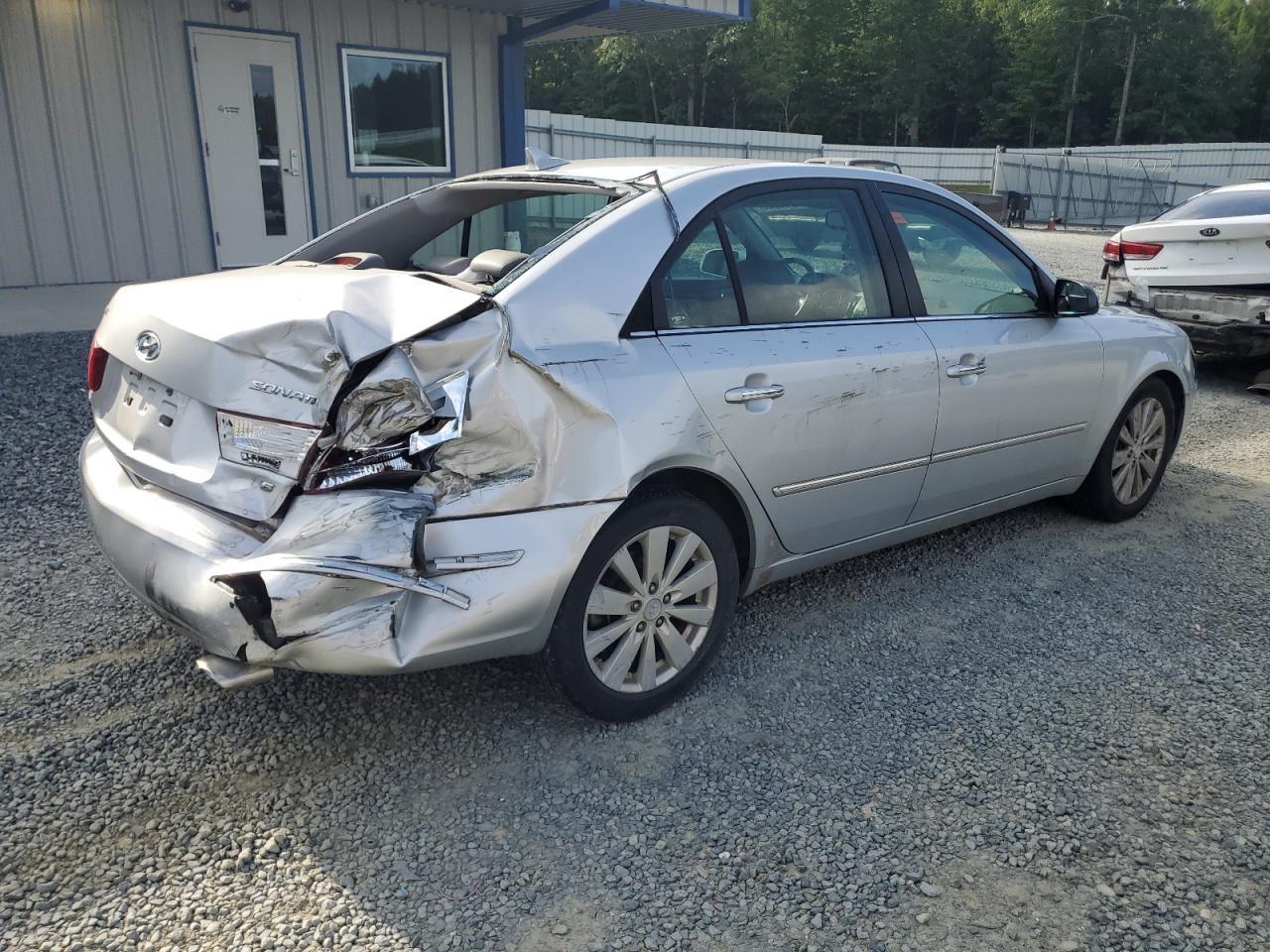 2009 Hyundai Sonata Se - Image 3