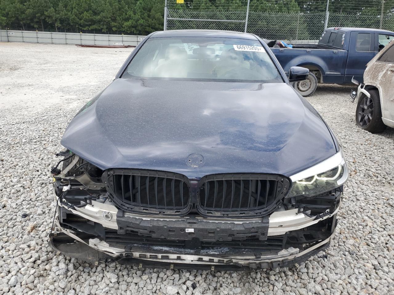 2017 BMW 530 I - Image 5