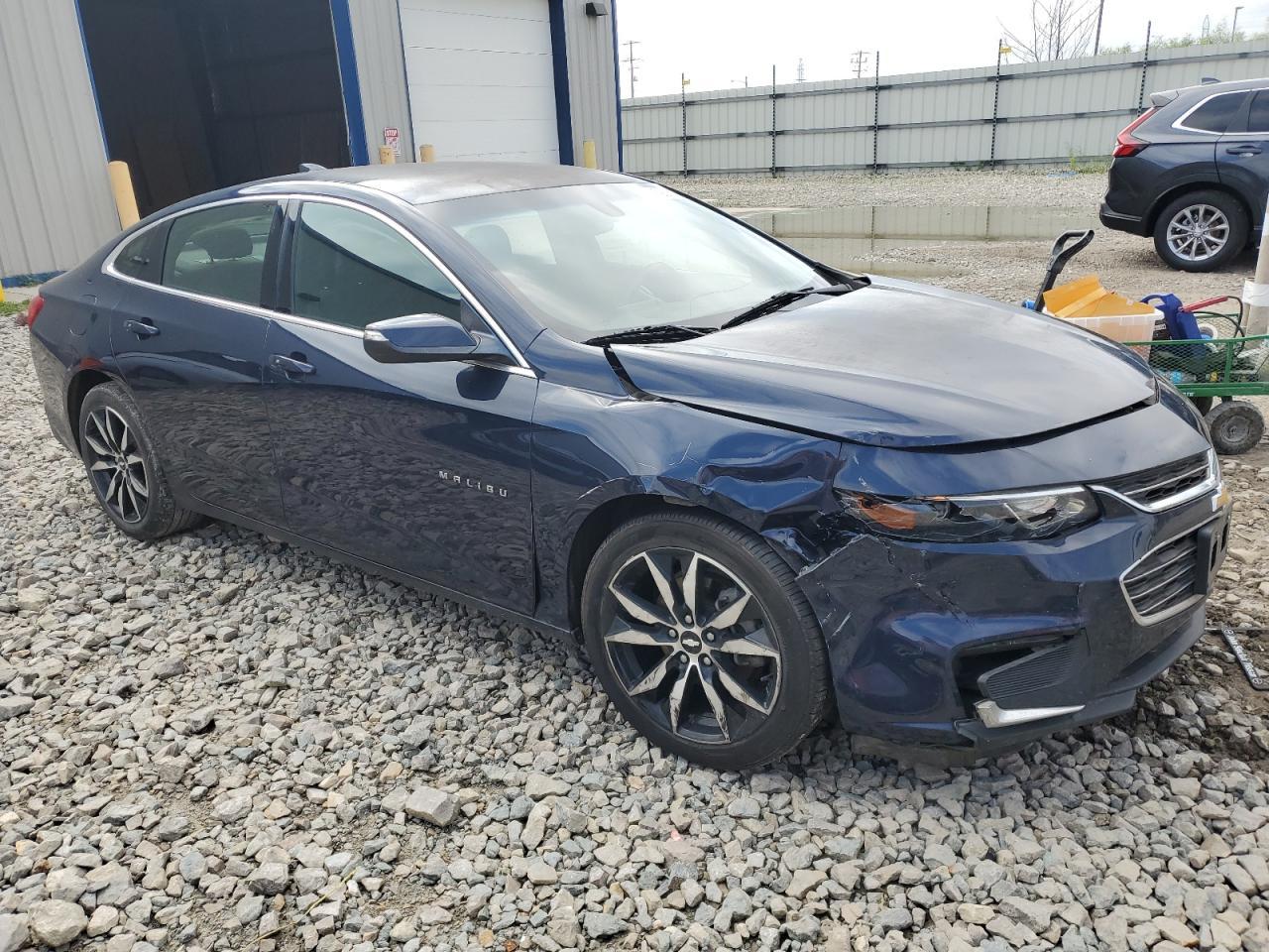 2017 Chevrolet Malibu Lt - Фото 4