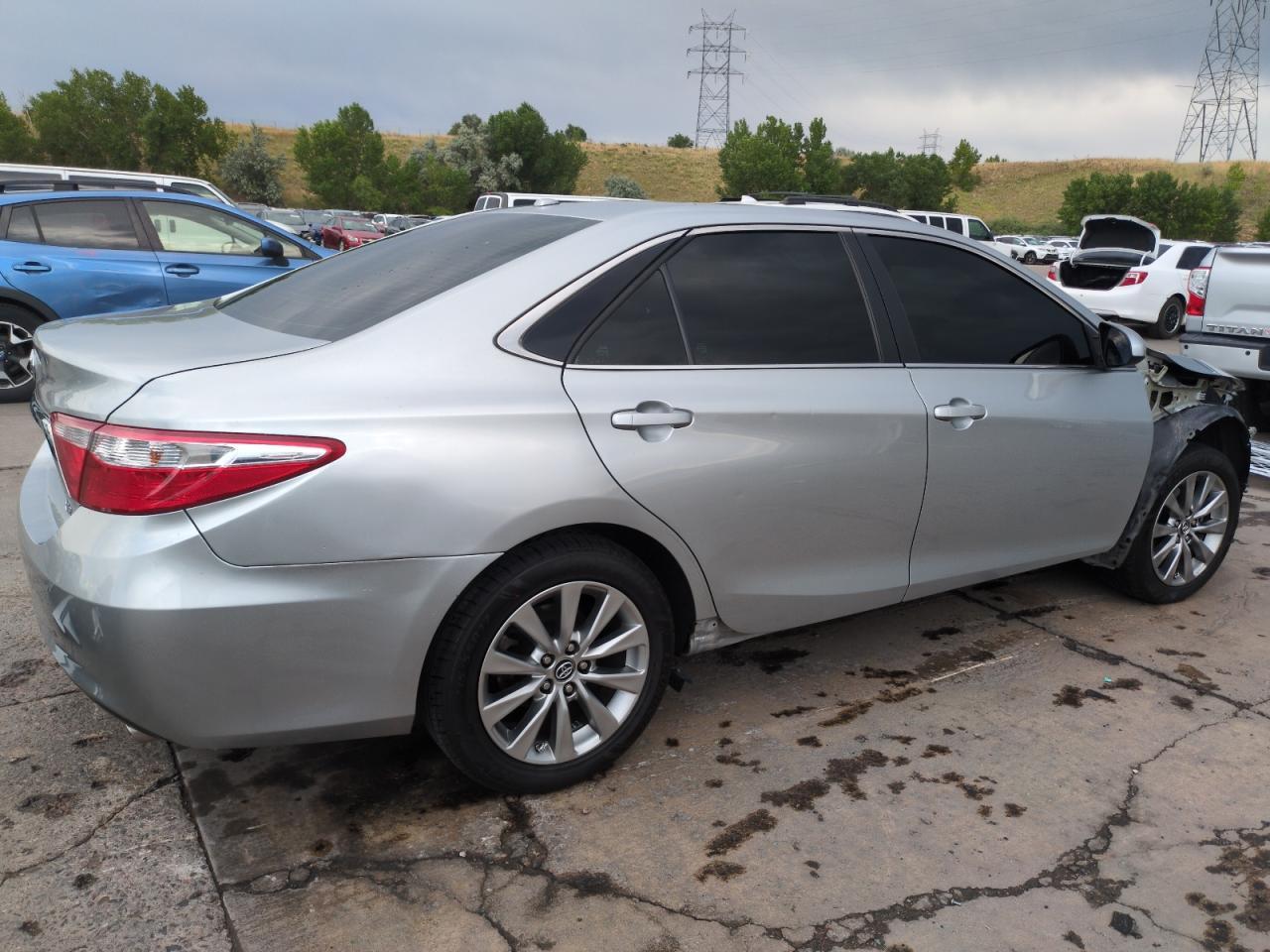 2016 Toyota Camry Le - Image 3