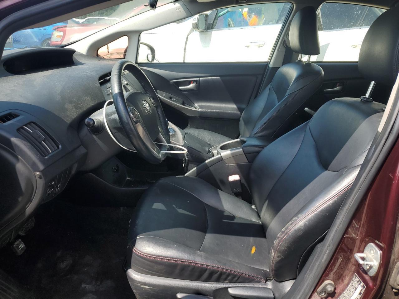2013 Toyota Prius - Image 7