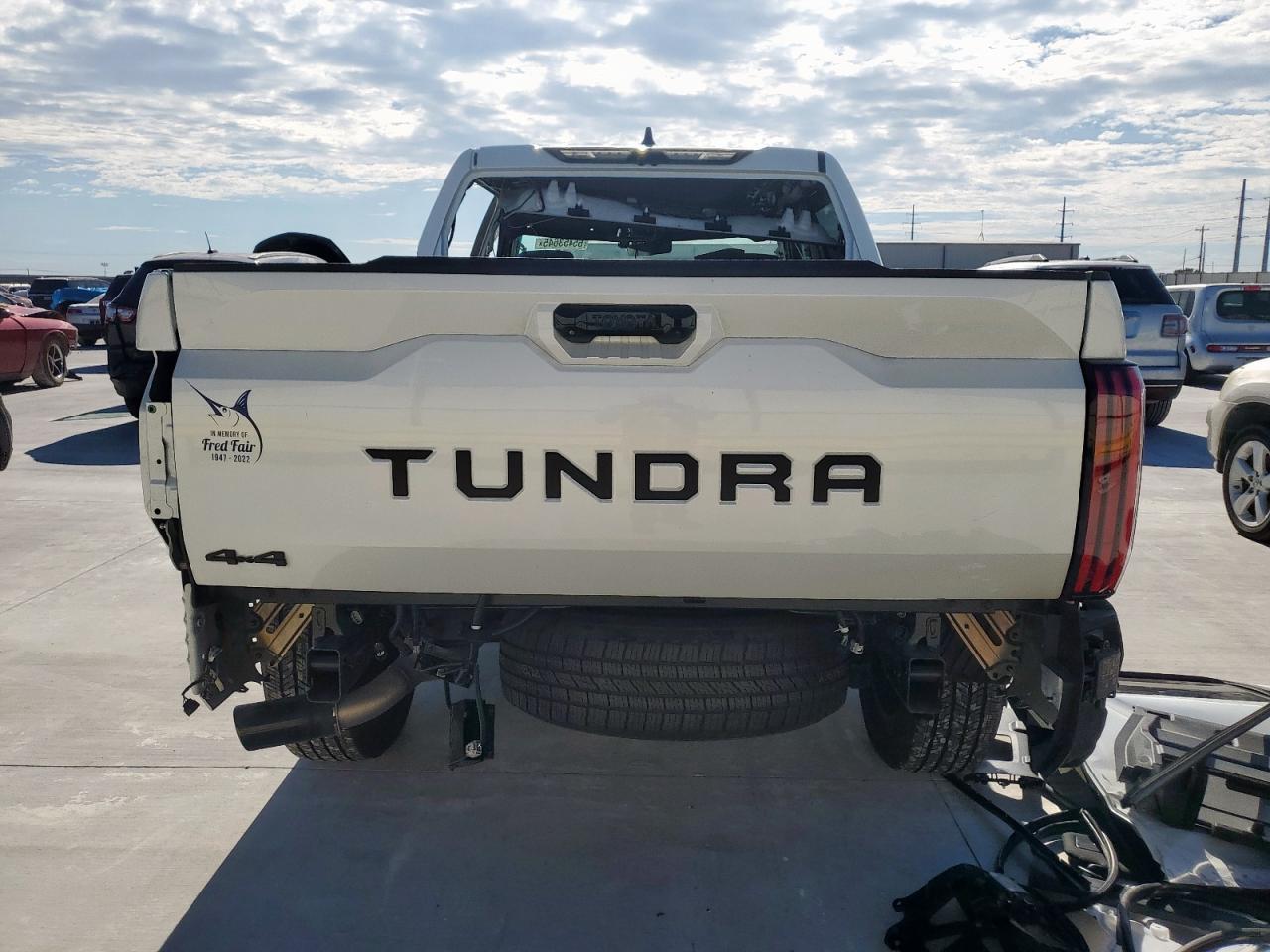 2025 Toyota Tundra Crewmax Limited - Image 6