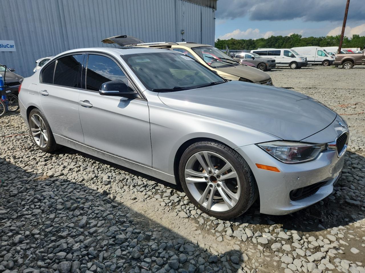 2015 BMW 328 I - Image 4