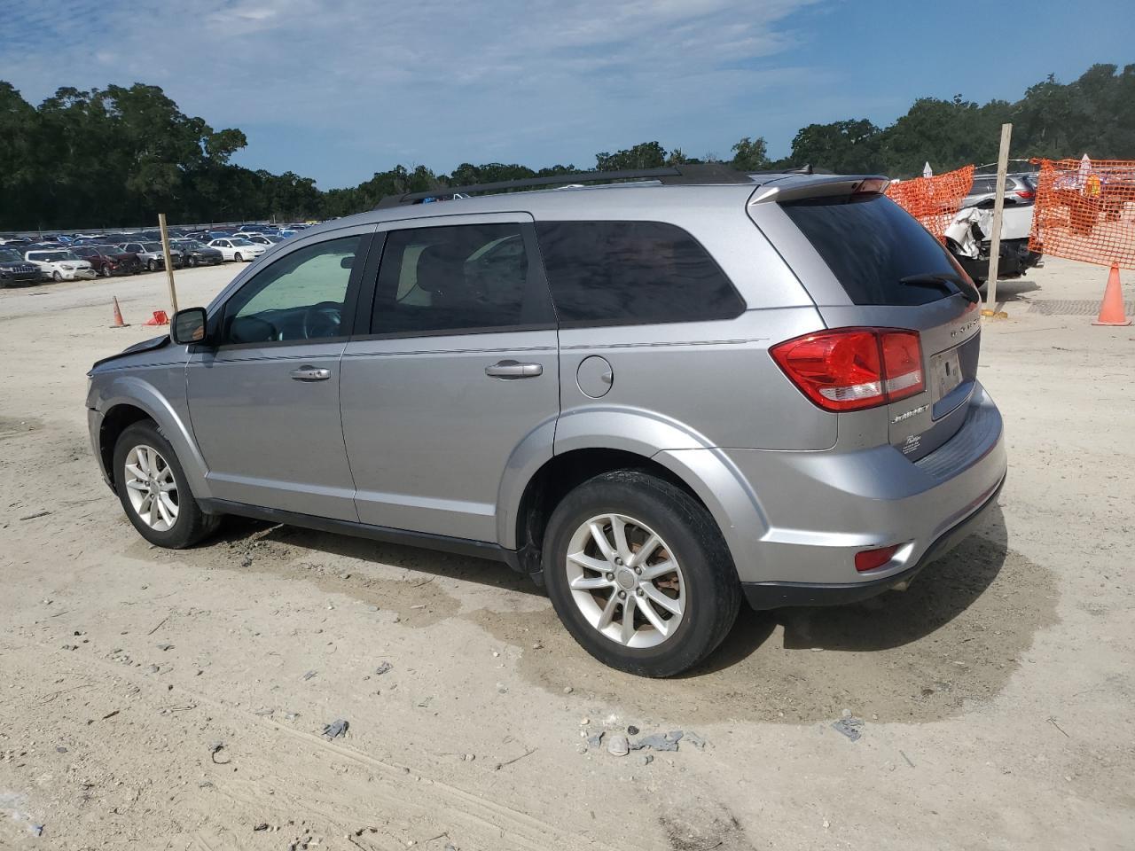 2015 Dodge Journey Sxt - Image 2