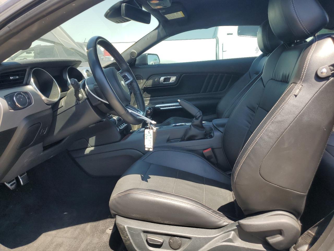 2022 Ford Mustang Gt - Image 7