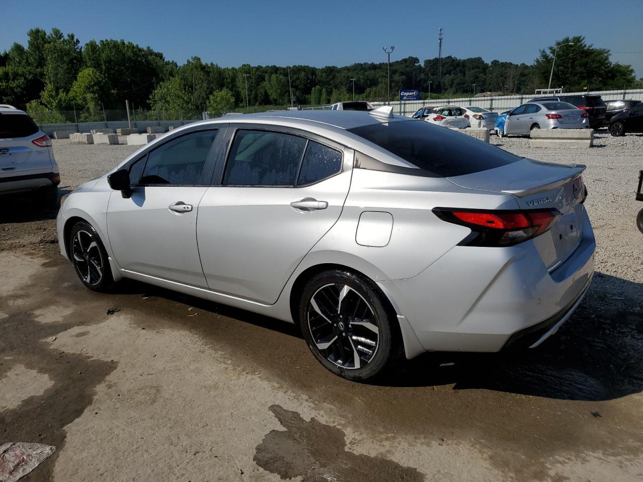 2023 Nissan Versa Sr - Image 2