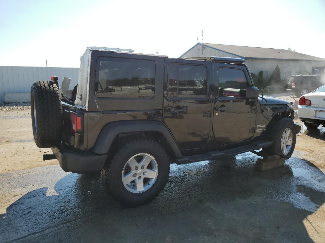 2016 Jeep Wrangler Unlimited Sport - Фото 3