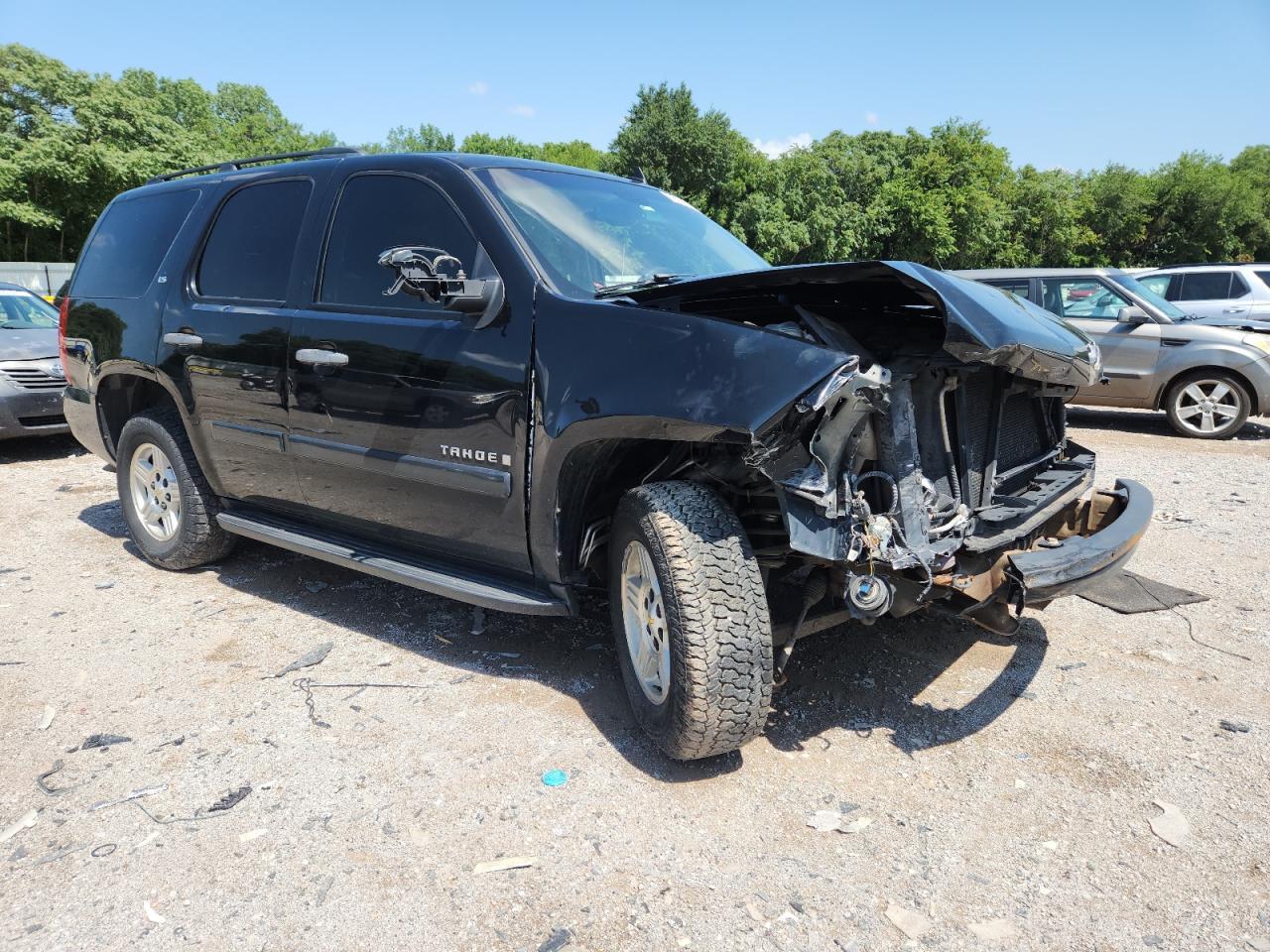 2007 Chevrolet Tahoe C1500 - Image 4