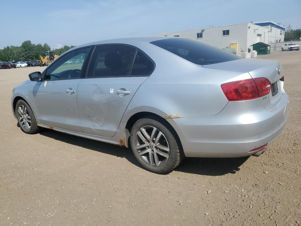 2011 Volkswagen Jetta Base - Фото 2