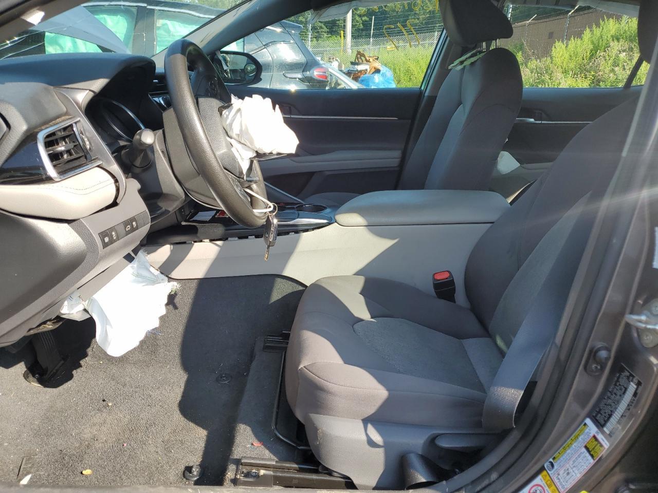 2018 Toyota Camry L - Фото 7