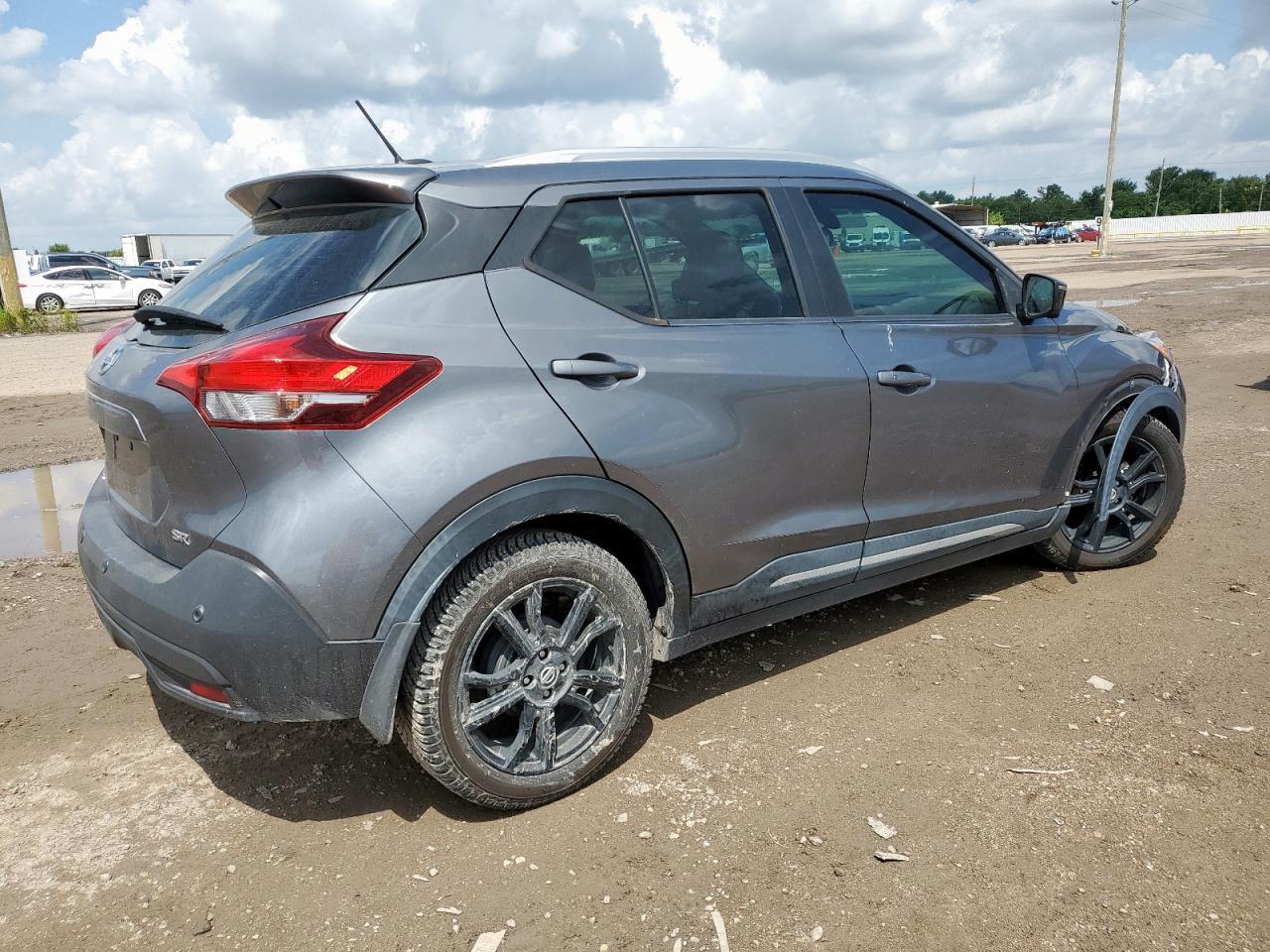 2020 Nissan Kicks Sr - Фото 3