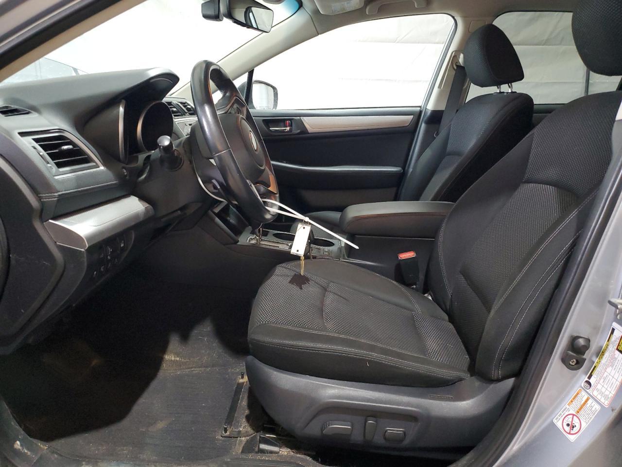 2018 Subaru Outback 2.5I Premium - Image 7