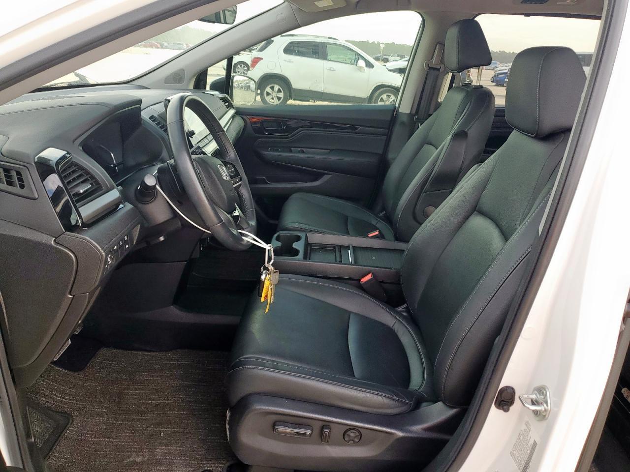 2022 Honda Odyssey Touring - Фото 7