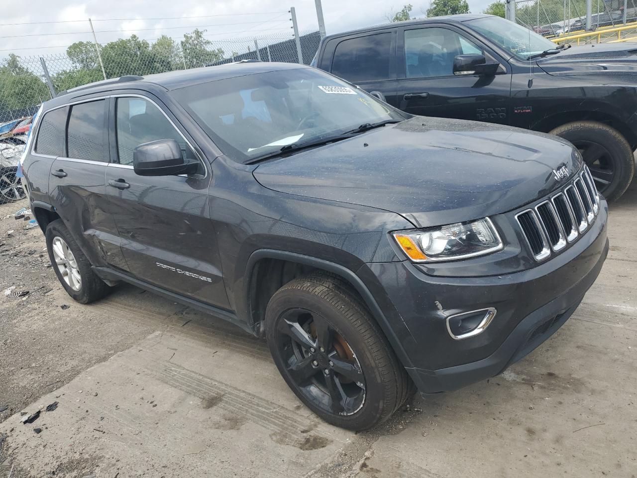 2015 Jeep Grand Cherokee Laredo - Image 4