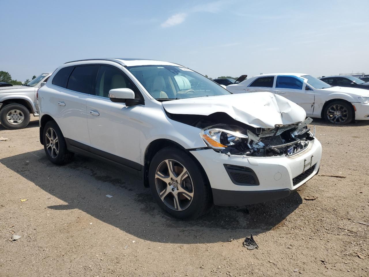 2011 Volvo Xc60 T6 - Image 4