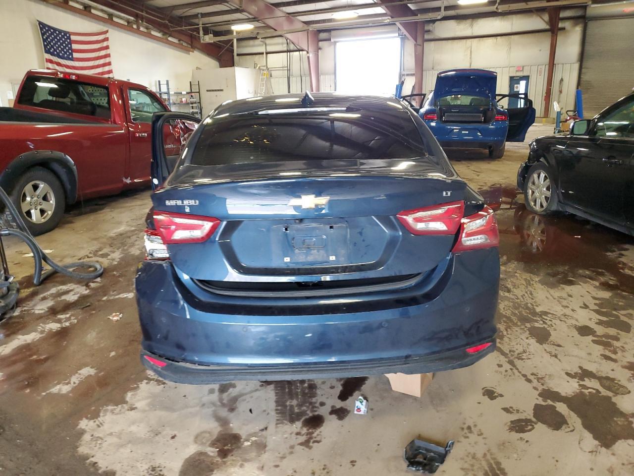 2021 Chevrolet Malibu Lt - Image 6