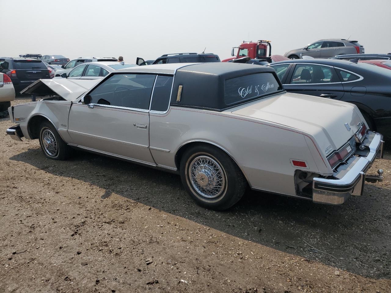 1984 Oldsmobile Toronado Brougham - Фото 2