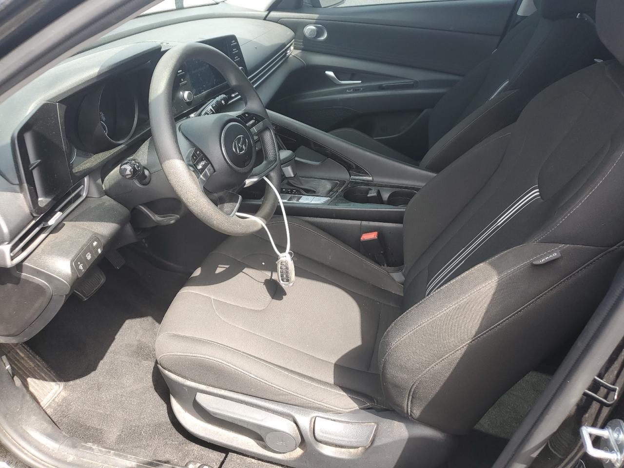 2023 Hyundai Elantra Blue - Фото 7