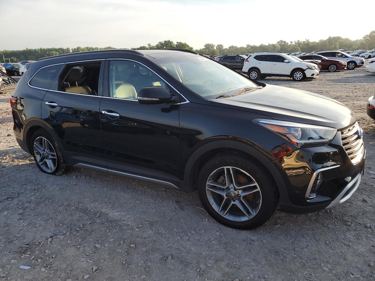 2018 Hyundai Santa Fe Se Ultimate - Image 4