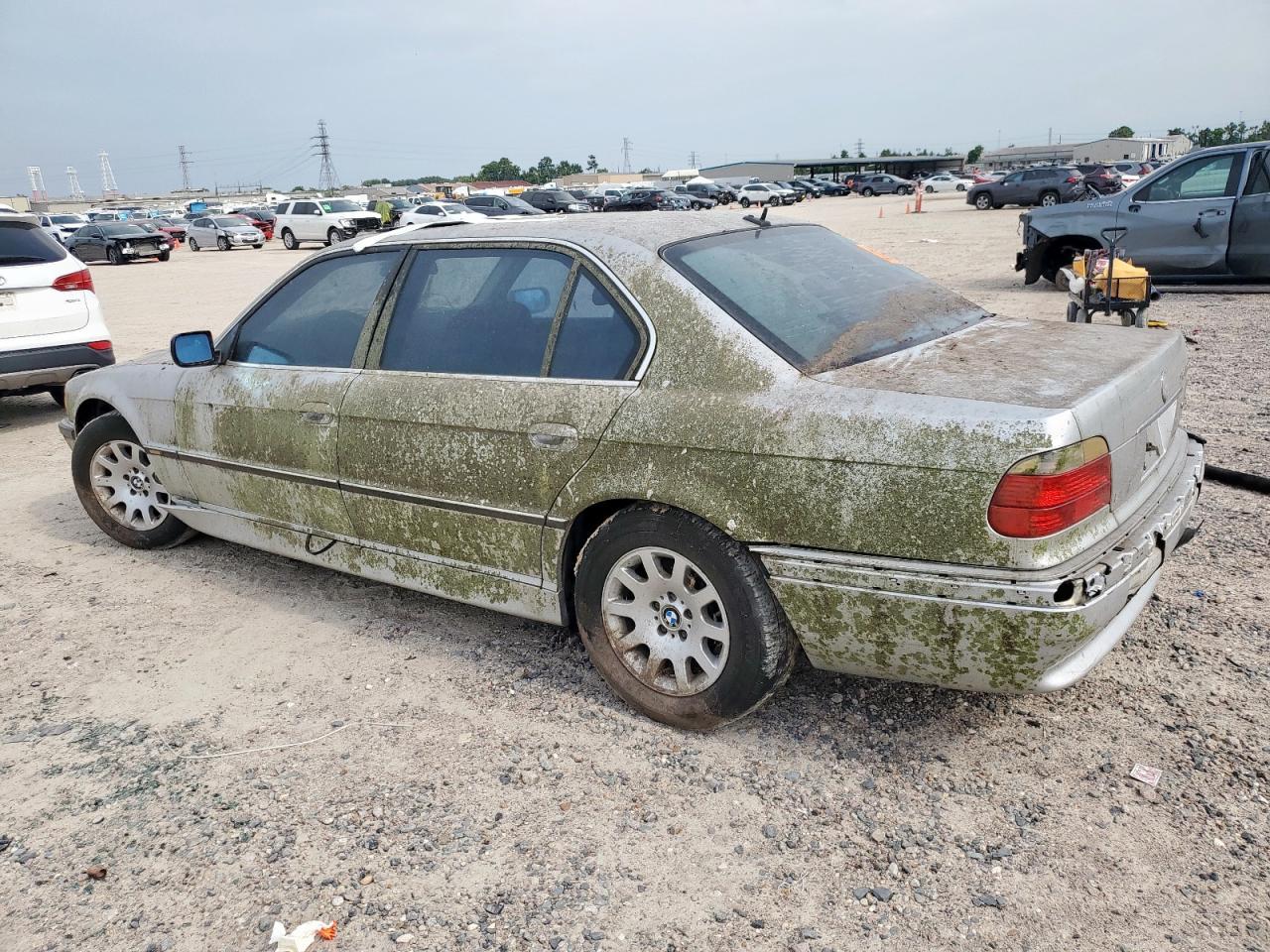 2001 BMW 740 - Фото 2