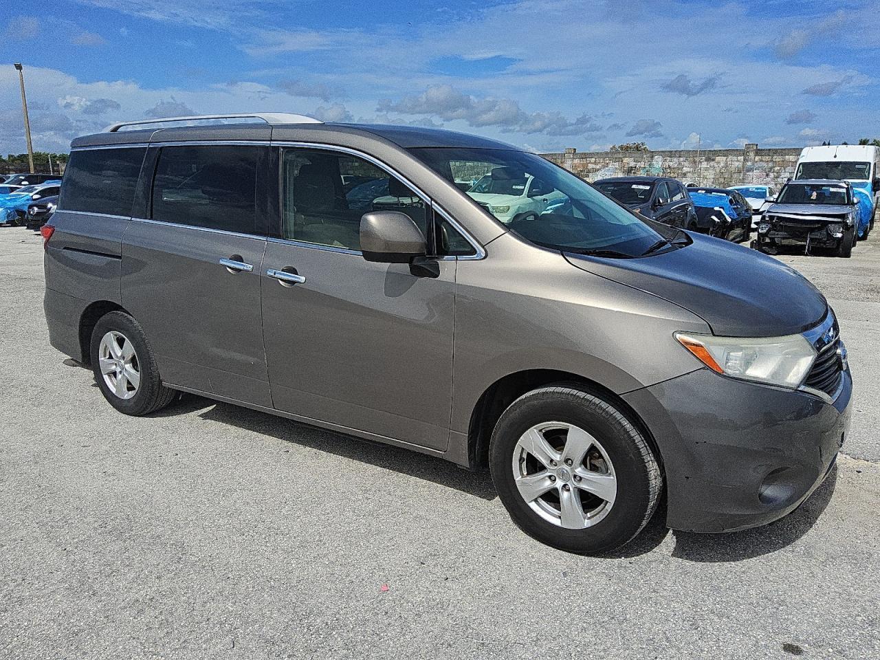 2016 Nissan Quest S - Фото 4