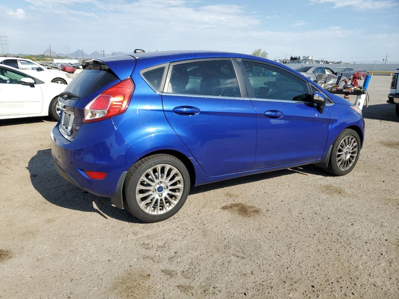 2014 Ford Fiesta Titanium - Фото 3