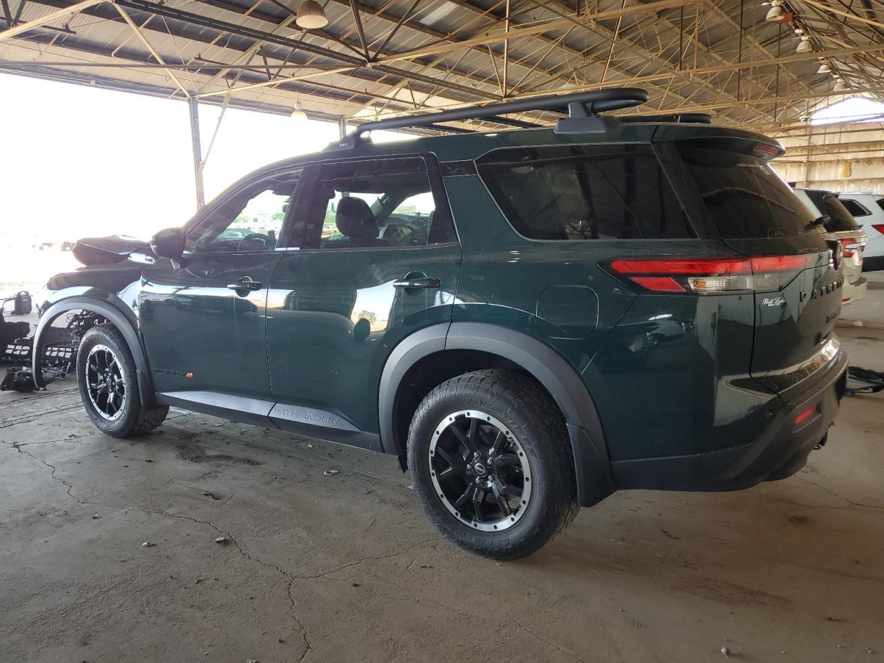 2023 Nissan Pathfinder Sv - Фото 2