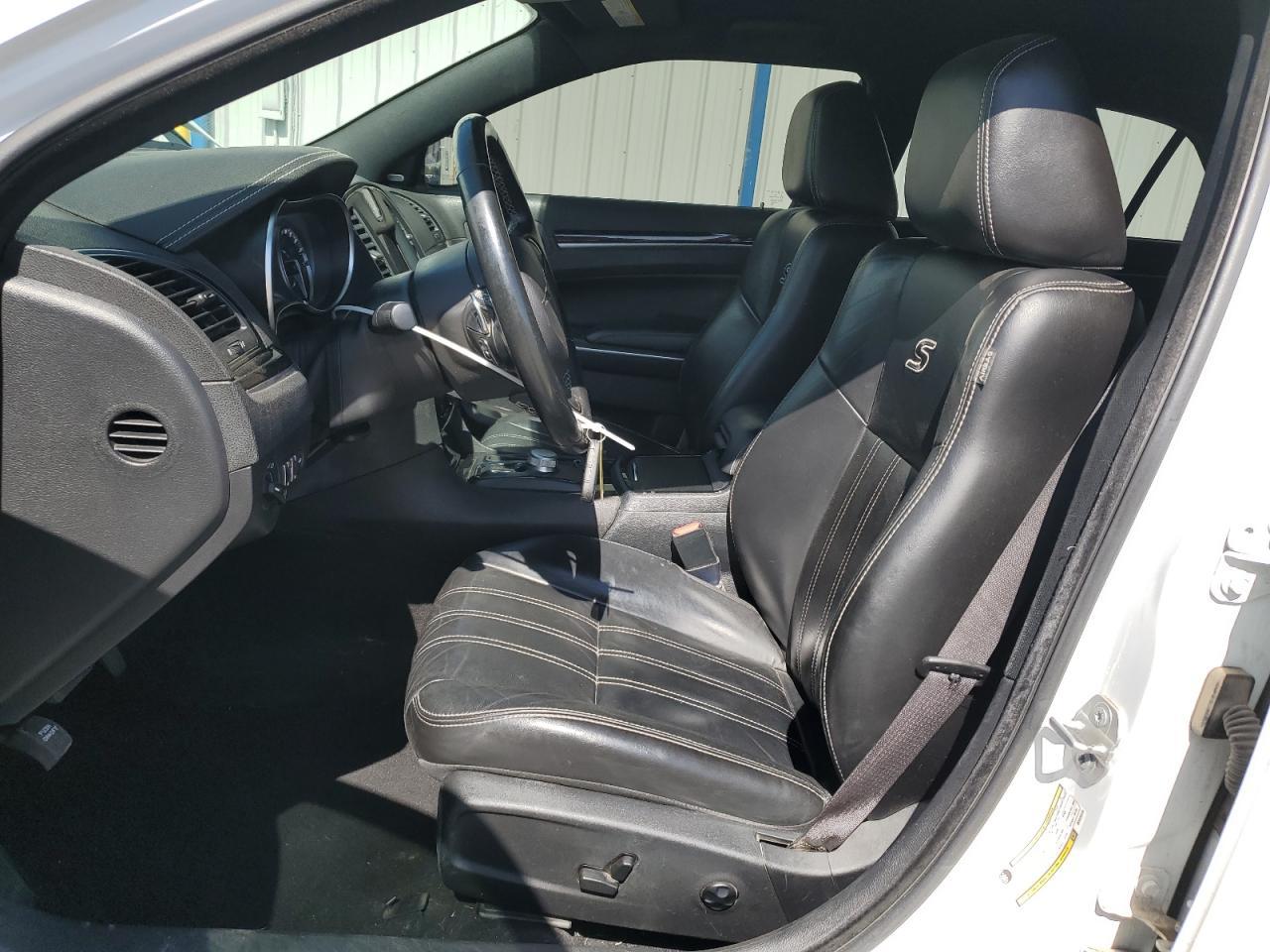 2021 Chrysler 300 S - Image 7