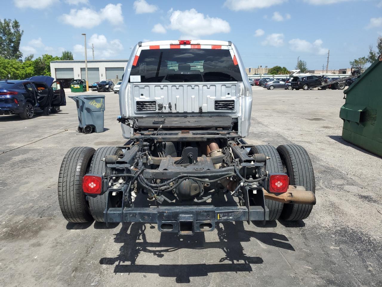 2019 Ford F350 Super Duty - Фото 6